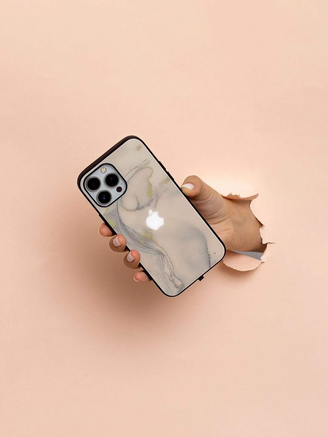 Бежевый чехол на iphone 13 pro max, защитный, силиконовый с пластиком/задняя накладка под мрамор