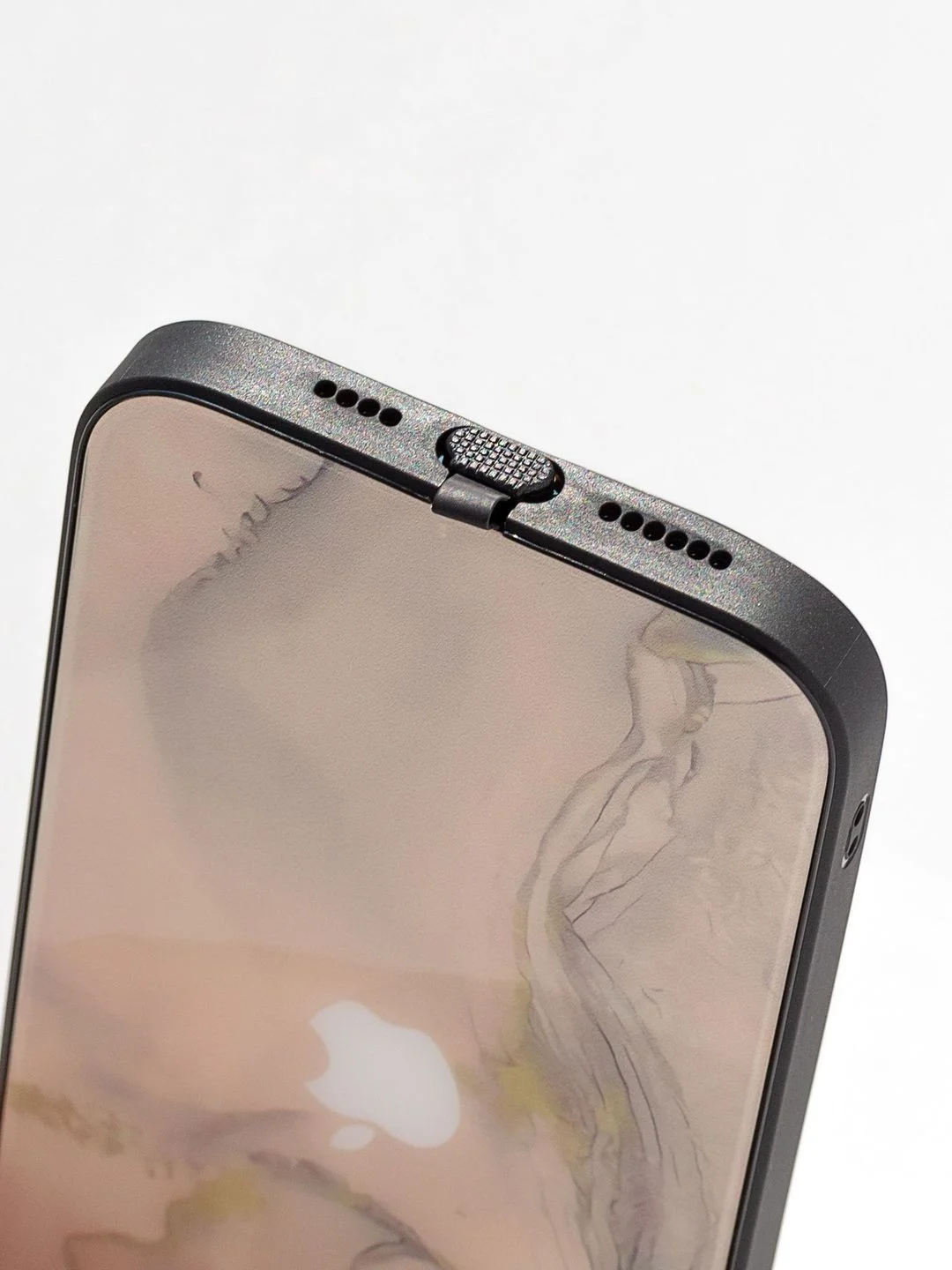 Бежевый чехол на iphone 13 pro max, защитный, силиконовый с пластиком/задняя накладка под мрамор