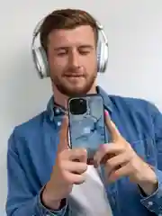 Голубой чехол на iphone 13 pro max, защитный, силиконовый с пластиком/задняя накладка под мрамор