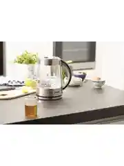 Серебряный чайник электрический Gorenje K17G, 2200 Вт, 1.7л, стеклянный корпус, серебристый