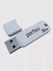 Белый флеш-накопитель Perfeo C05 4, 8, 16, 32, 64 Гб