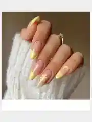 Накладные ногти с дизайном форма Миндаль