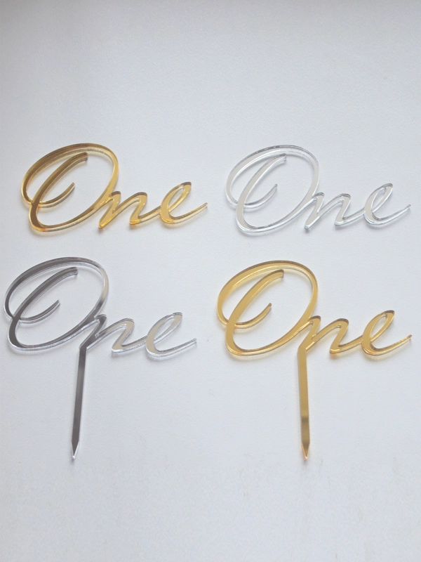 Топпер #Т79 "One" на 1 годик, из акрила, для украшения торта, на палочке, боковой/торцевой