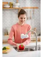 Серый фильтр для очистки воды на кран Philips AWP3754/10, скорость 1.6 л/мин, ресурс 1200 л