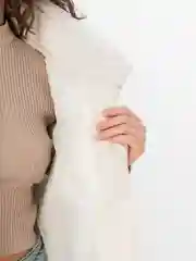 Молочный жилетка женская/ безрукавка утепленная