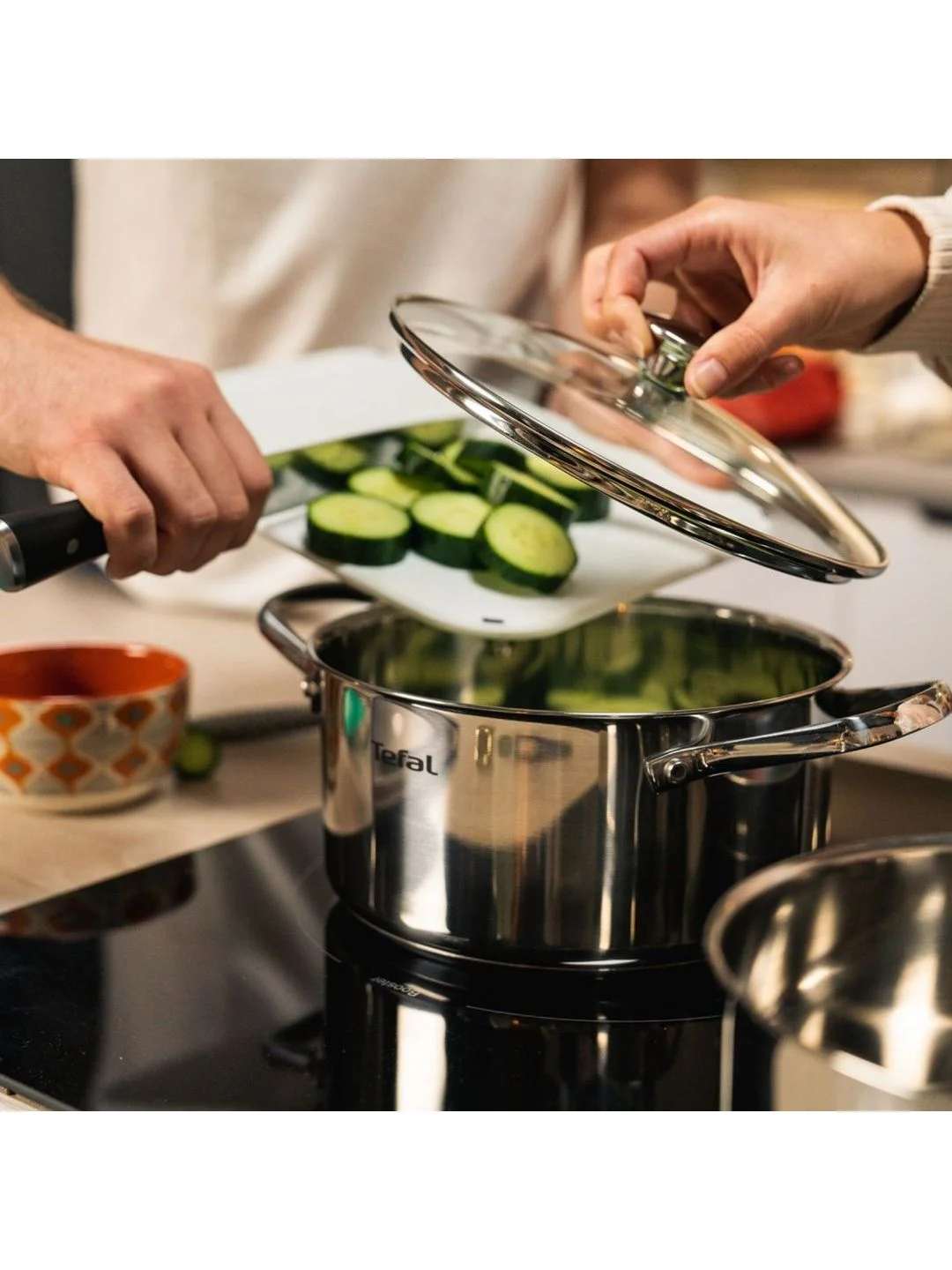 Серебряный кастрюля 5.4 л Tefal Cook Eat B9214674 с крышкой 24 см
