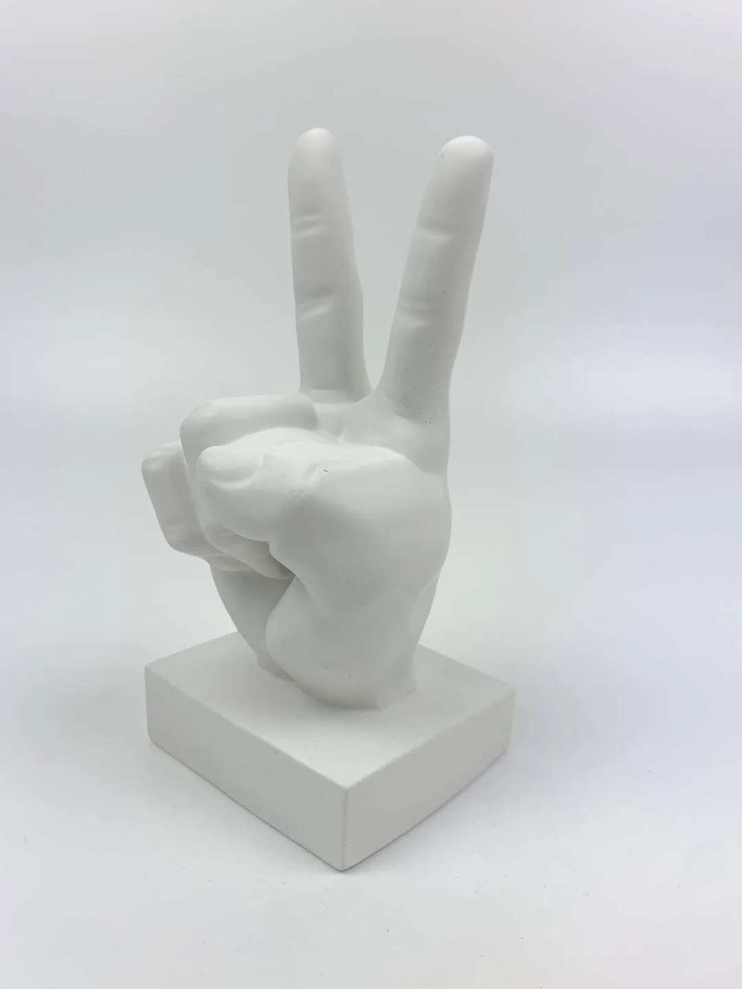 Статуэтка жест Peace / мир