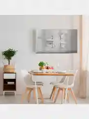 Белый кронштейн для телевизора 37"-70" ONKRON M5, наклонно-поворотный, до 36,4 кг
