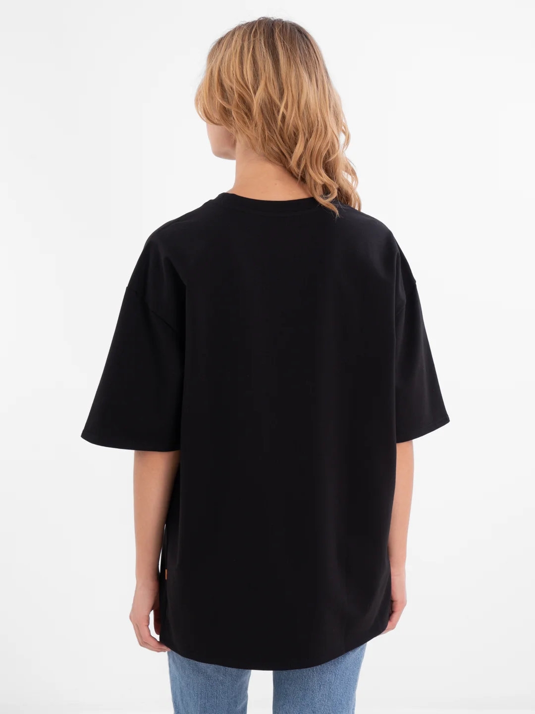 Черный футболка повышенной плотности женская oversize удлиненная