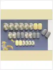 Накладные ногти короткие с дизайном форма Квадрат