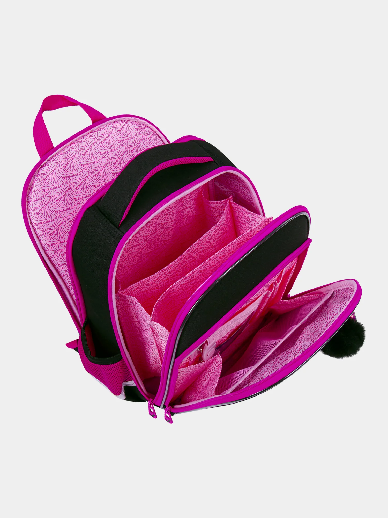Рюкзак школьный для девочки Brauberg Quadro, 3 отделения, с брелоком, Black cat, 271358
