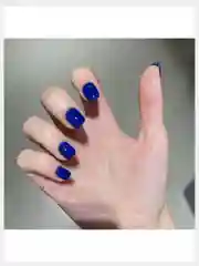 Накладные ногти короткие с дизайном форма Квадрат