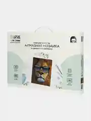 Алмазная мозаика Три совы "Модный лев", холст на деревянном подрамнике, 30х40 см