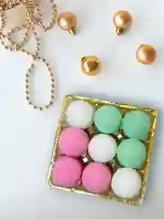 Белый подарочный набор бомбочек для ванн Candy Bath Bar, 360 г Подарок на новый год подруге маме