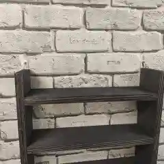 Черный полка настенная деревянная