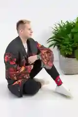 Багровый хаори, кимоно