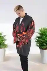 Багровый хаори, кимоно