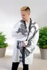 Багровый хаори, кимоно