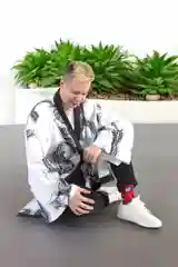 Багровый хаори, кимоно