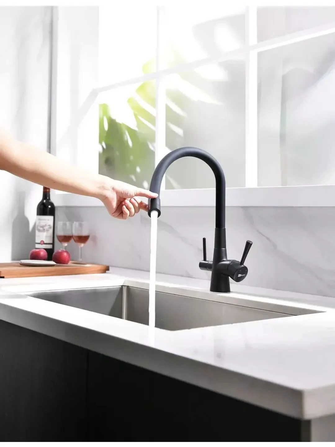 Смеситель Lemark Comfort LM3075BL, для кухни