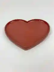 Бордовый подставка из гипса "Сердце"