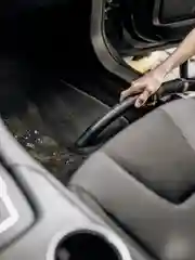 Желтый бытовой пылесос KARCHER WD 5 S V-25/5/22, для влажной и сухой уборки, 1.628-350.0