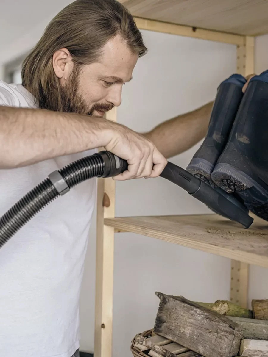Желтый бытовой пылесос, строительный пылесос Karcher WD 5 V-25/5/22 (1.628-300.0)