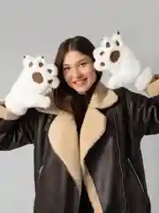 Женские варежки лапки с мехом