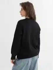 Черный oversized свитер женский с принтом