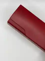 Бордовый футляр для очков на магните