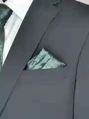 Платок паше в нагрудный карман пиджака