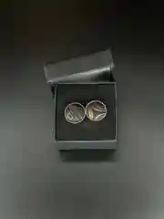 Запонки со вставкой из ткани