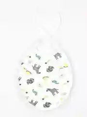 Слюнявчик для кормления