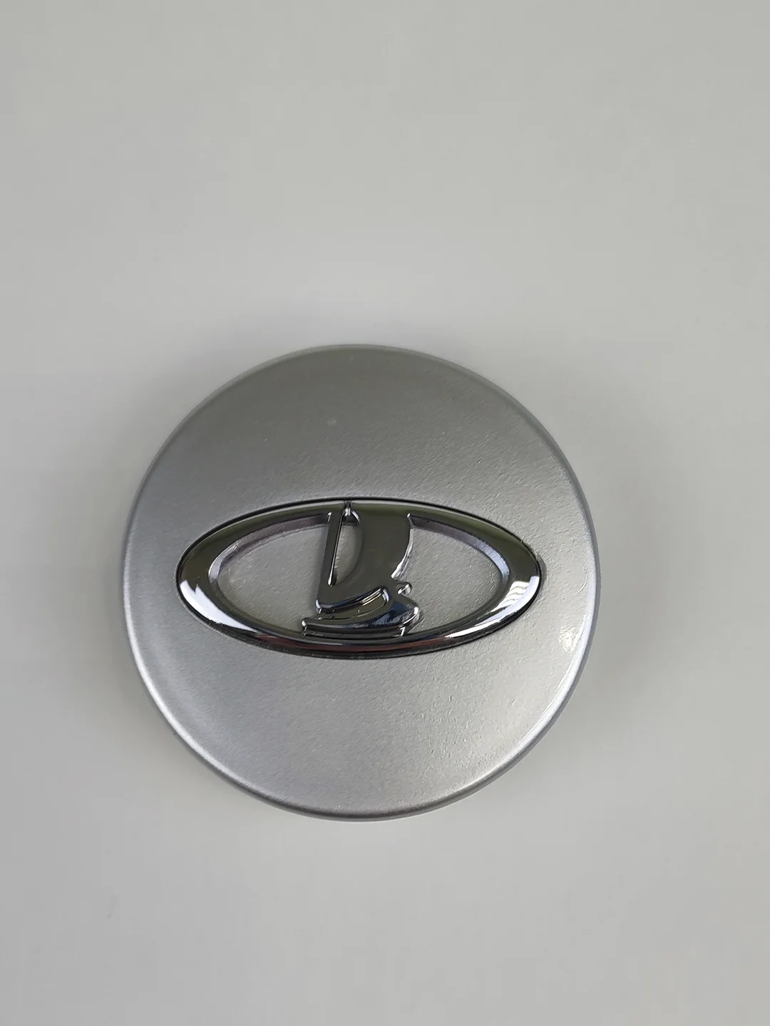 Серебряный ступичные колпачки LADA