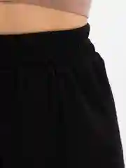 Черный женский костюм