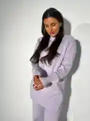 Лавандовый костюм женский, теплый, вязаный