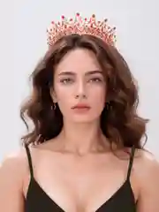 Красный диадема, корона со стразами