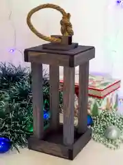 Темно-синий фонарь деревянный декоративный