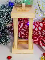 Прозрачный фонарь деревянный декоративный