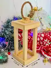 Прозрачный фонарь деревянный декоративный