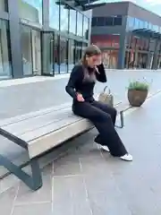 Черный костюм женский, вязаный, силуэтный