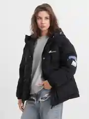 Oversized зимняя женская куртка с капюшоном и надписями
