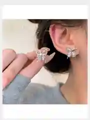 Серьги бижутерия