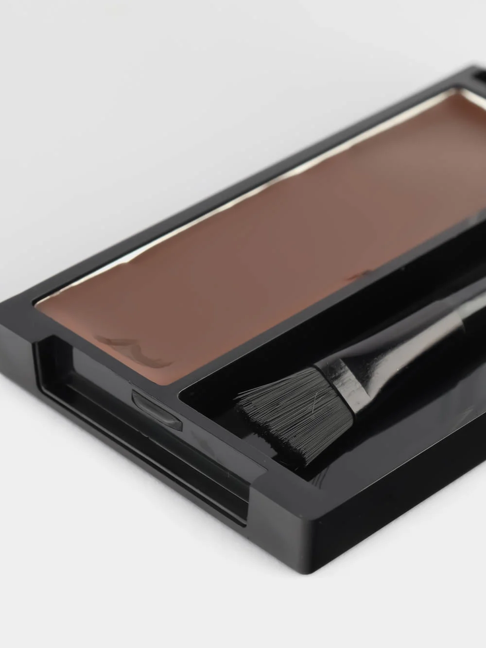 Помада для бровей Kiki Eyebrow Pomade тон 103 шоколадный с кисточкой