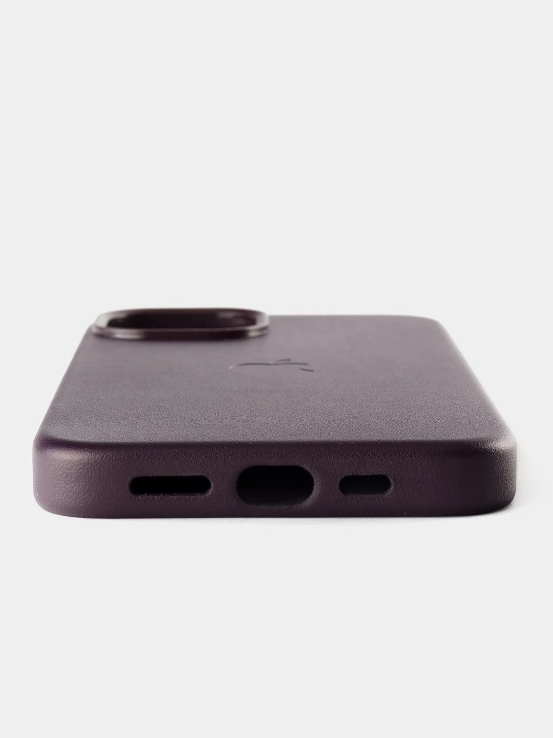Тёмно-бордовый кожаный чехол Leather Case для iPhone 14 с функцией MagSafe