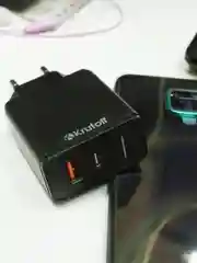 Сетевое зарядное устройство Krutoff CH-08 USB-C+USB-A, PD3.0, QC3.0, 18W
