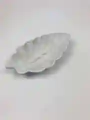 Мятный подставка для украшений из гипса "Листок"