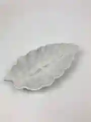 Мятный подставка для украшений из гипса "Листок"