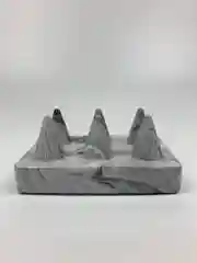 Серый органайзер для колец, подставка