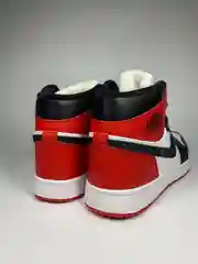 Алый кроссовки мужские, зимние